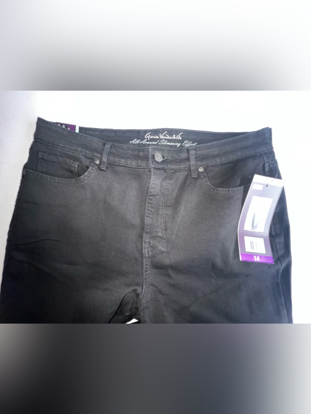GLORIA VANDERBILT ALLAROUND SLIMMING EFFECT BLACK WASH JEANS.SIZE 14 AVERAGE
NWT - Picture 6 of 9